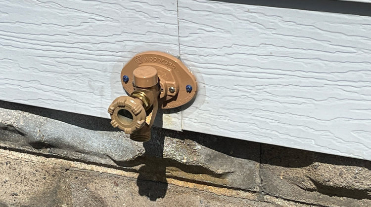 Prepare Your Lawn Faucet For Spring